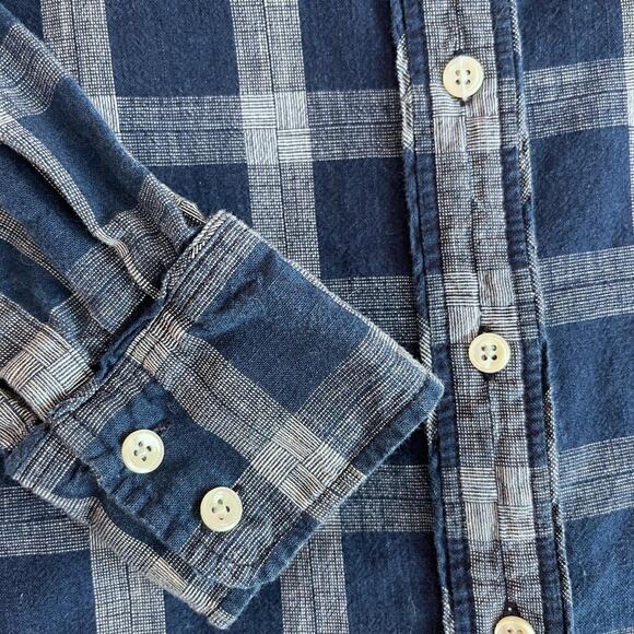 J.Crew Womens Boy Style Button Up Size 2 - Picture 5 of 7